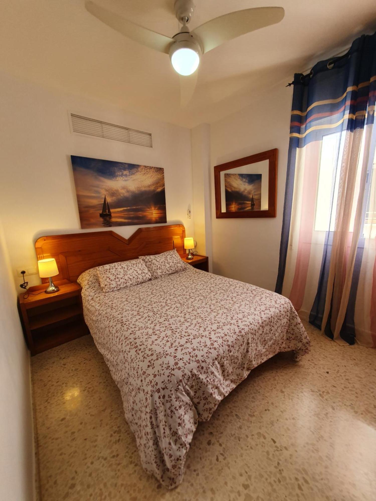 Rico Apartaments Parador Нерха Стая снимка